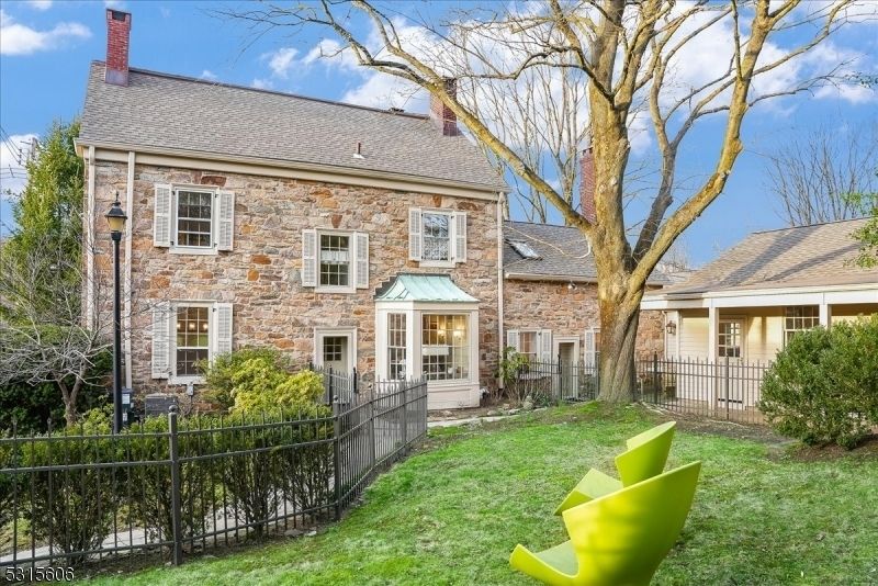 Property photo 2 of 8 <Alttext/>