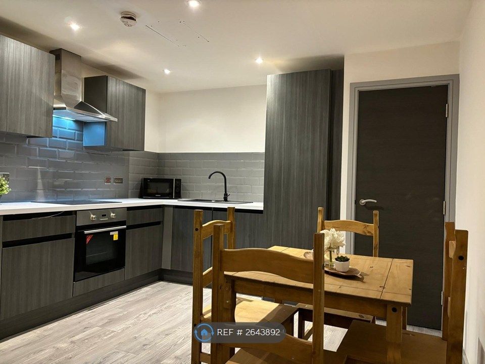 Property photo 3 of 5