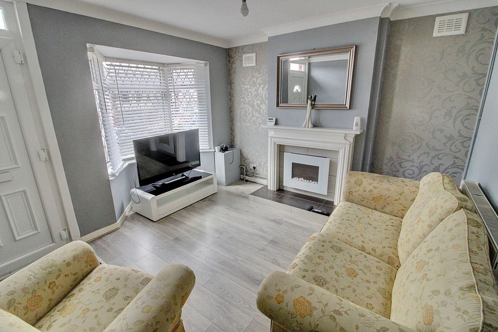 Property photo 2 of 16 2