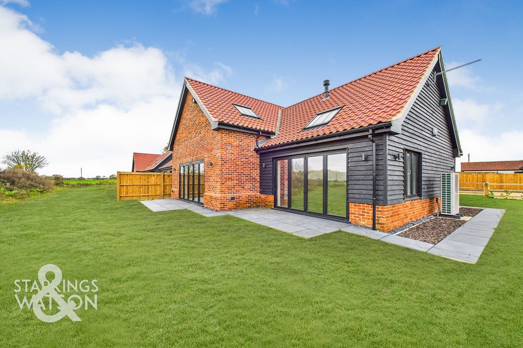 Property photo 1 of 25