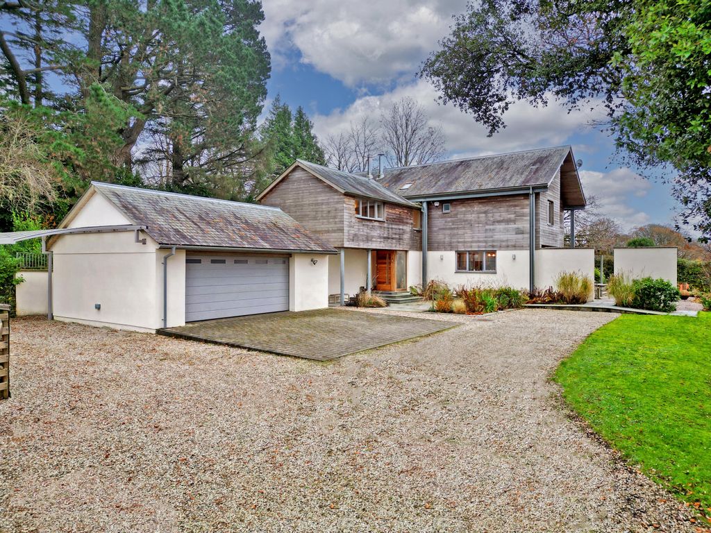 Property photo 1 of 19 Image