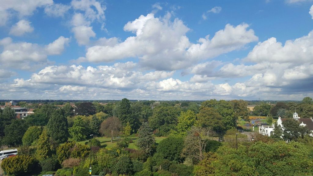 Property photo 3 of 9