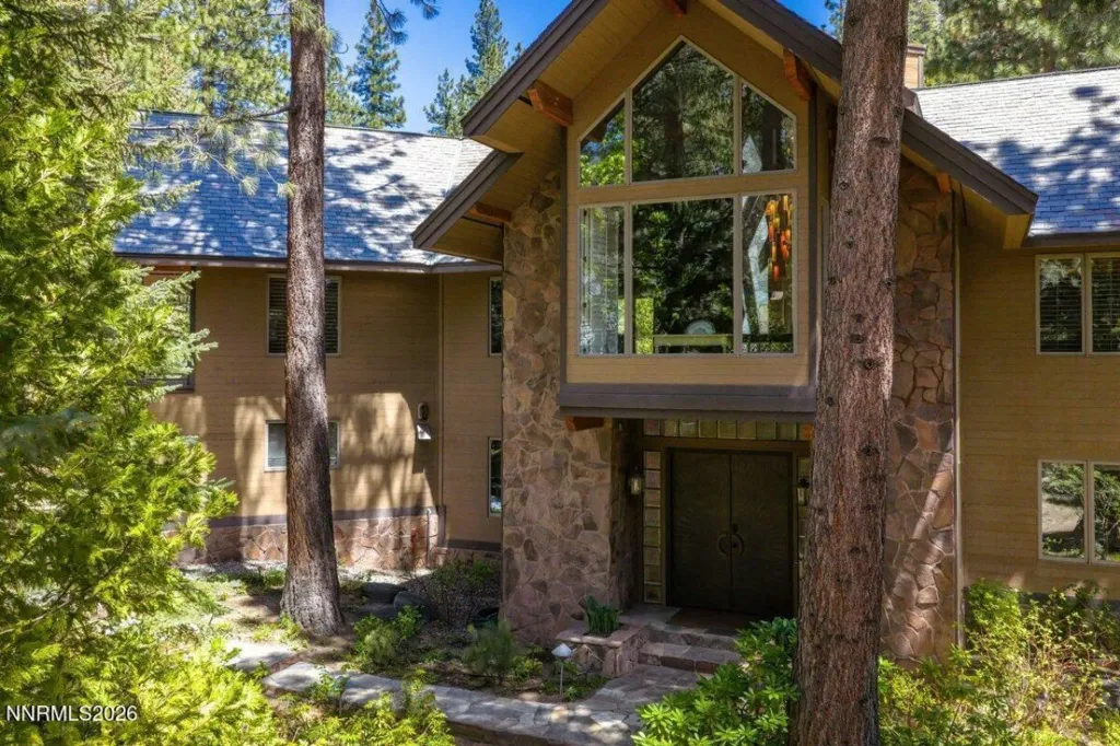 Property photo 1 of 30