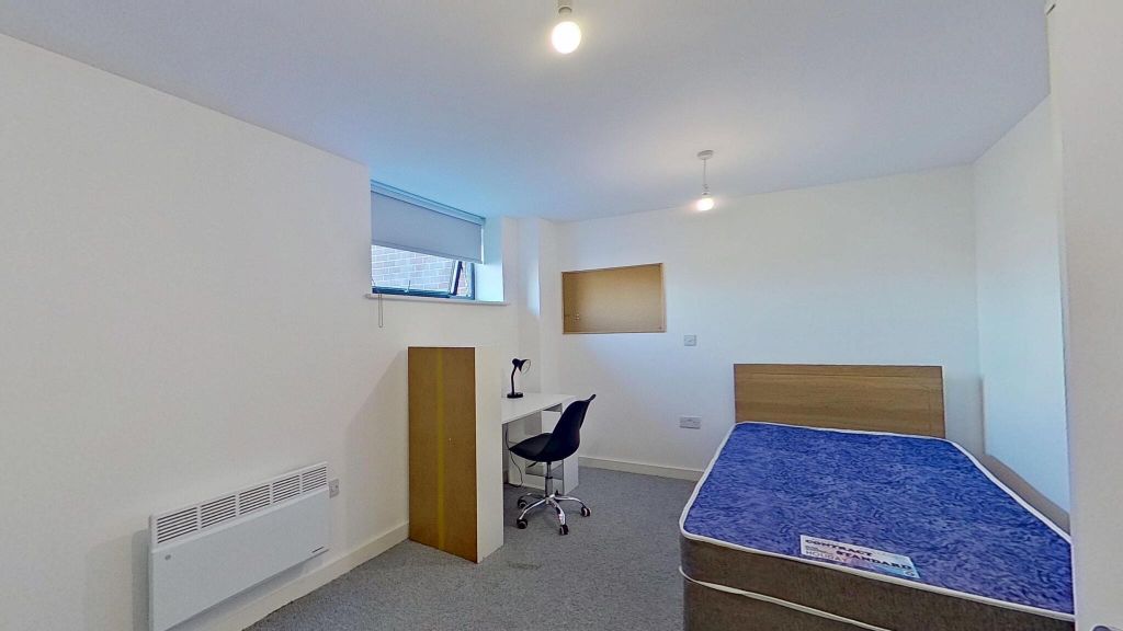 Property photo 3 of 23 Bedroom