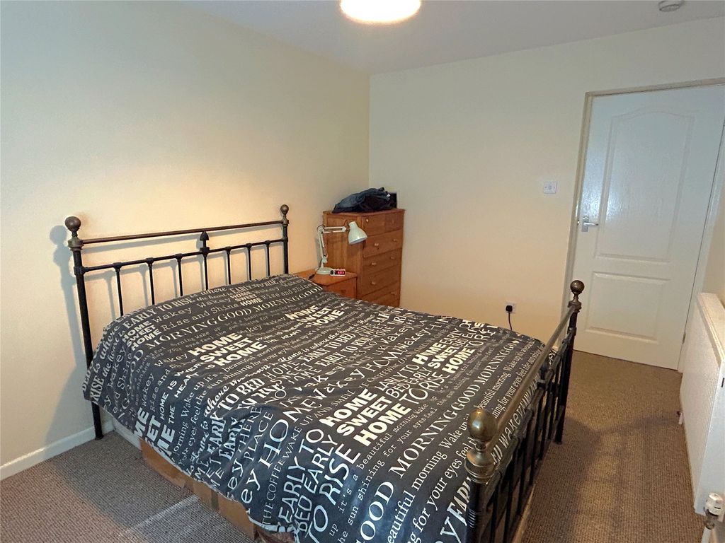 Property photo 2 of 13 Picture No. 08