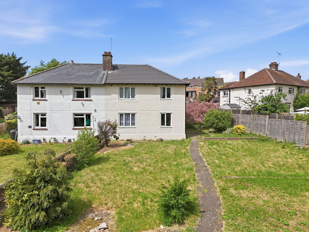 Property photo 1 of 25