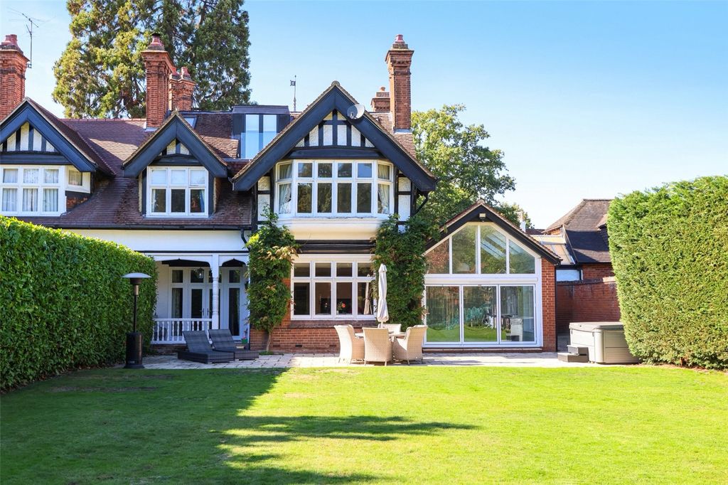 Property photo 2 of 17 Picture No. 02