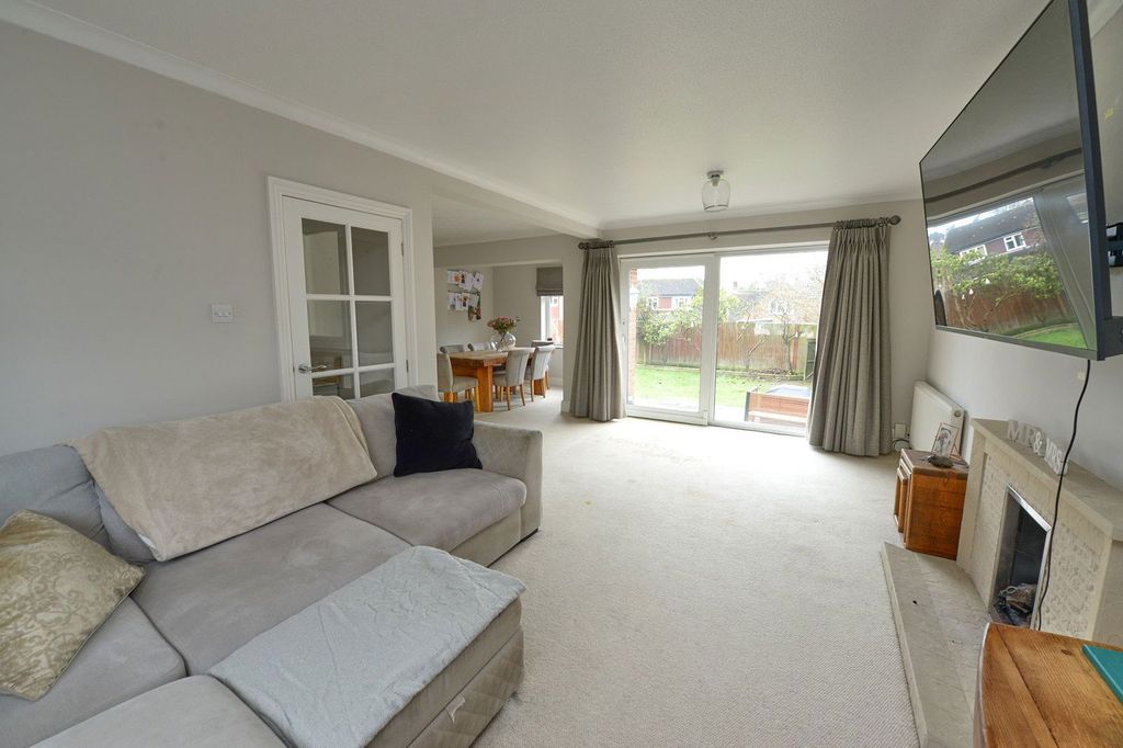 Property photo 2 of 15