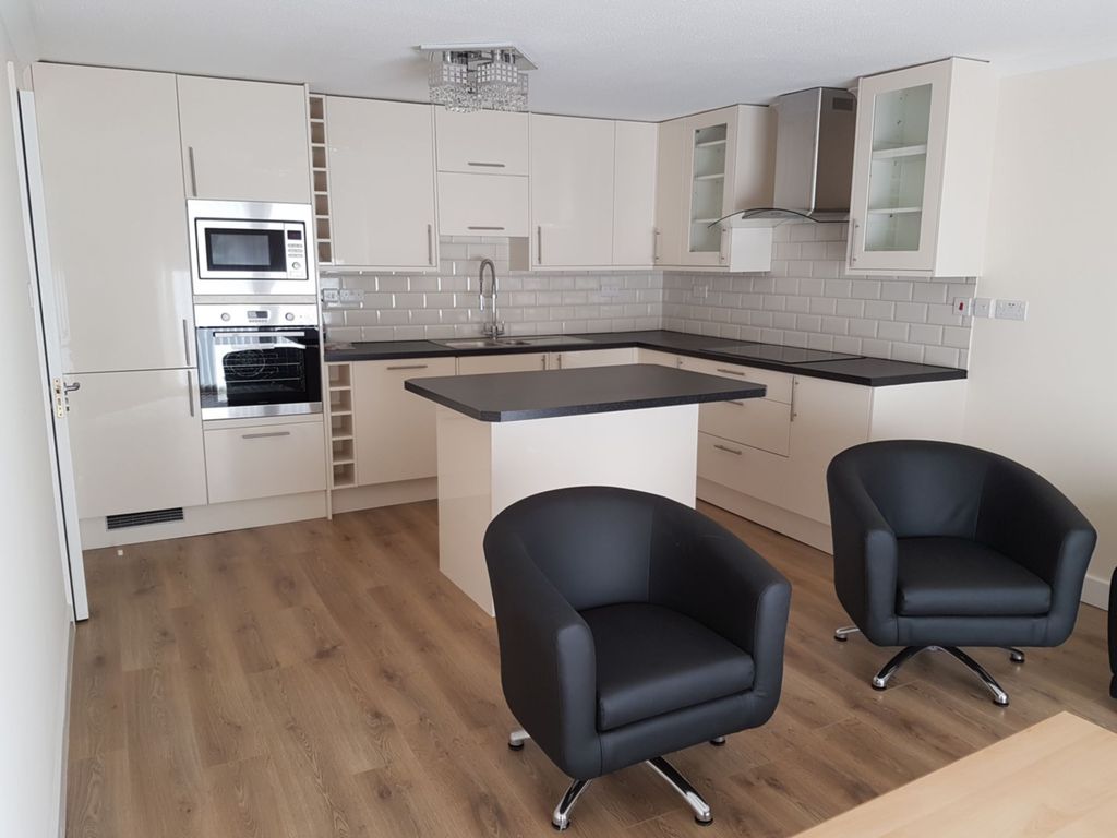 Property photo 2 of 15 Photo 3