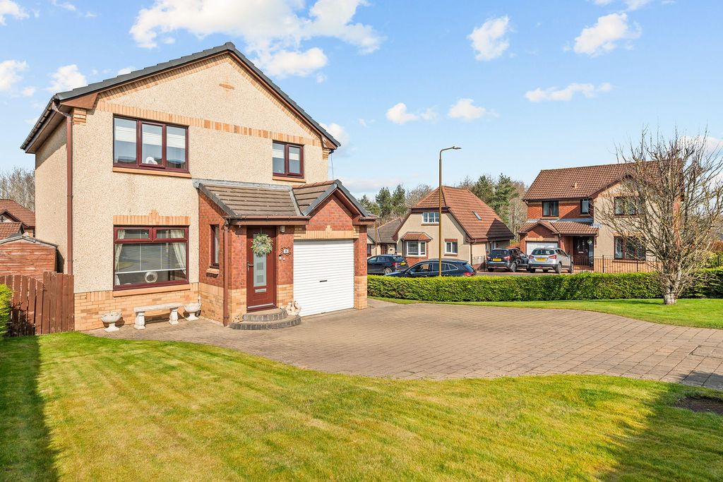 Property photo 1 of 28