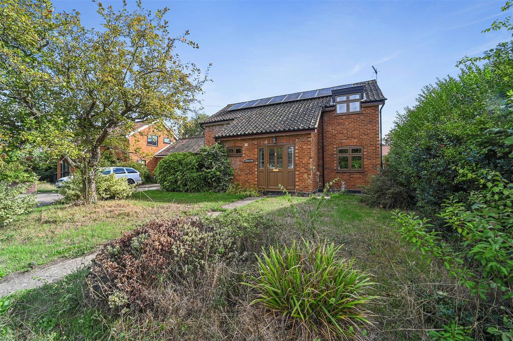 Property photo 1 of 15 Front