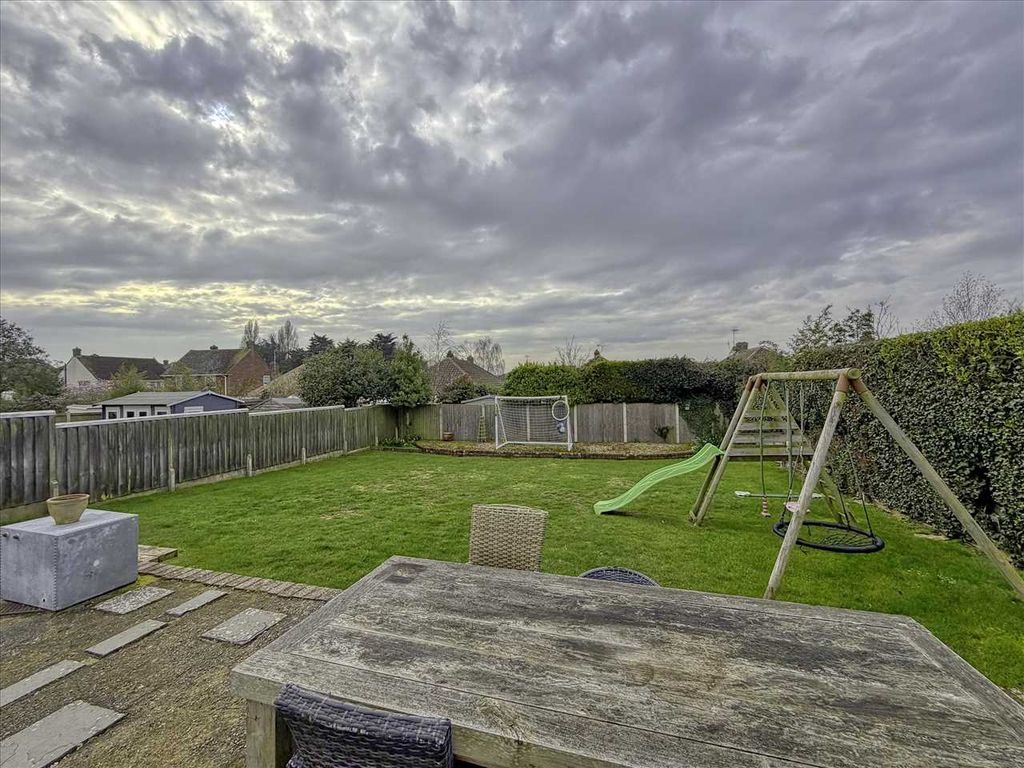 Additional image 19 of 4 bed detached house for saleThe Close, Frinton On Sea CO13