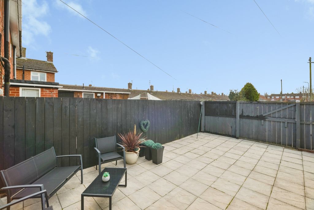 Property photo 2 of 13 c8Eb11E496Cdbae10ce4Acbe1695077Fc13564A3.Jpg