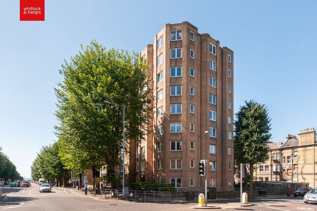 Property photo 1 of 11