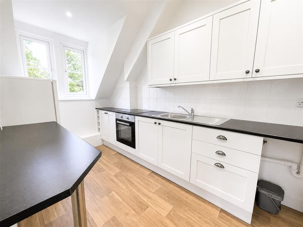 Property photo 2 of 14 45c27Ecd-F557-49c0-A5Ca-A53456F23879.Png