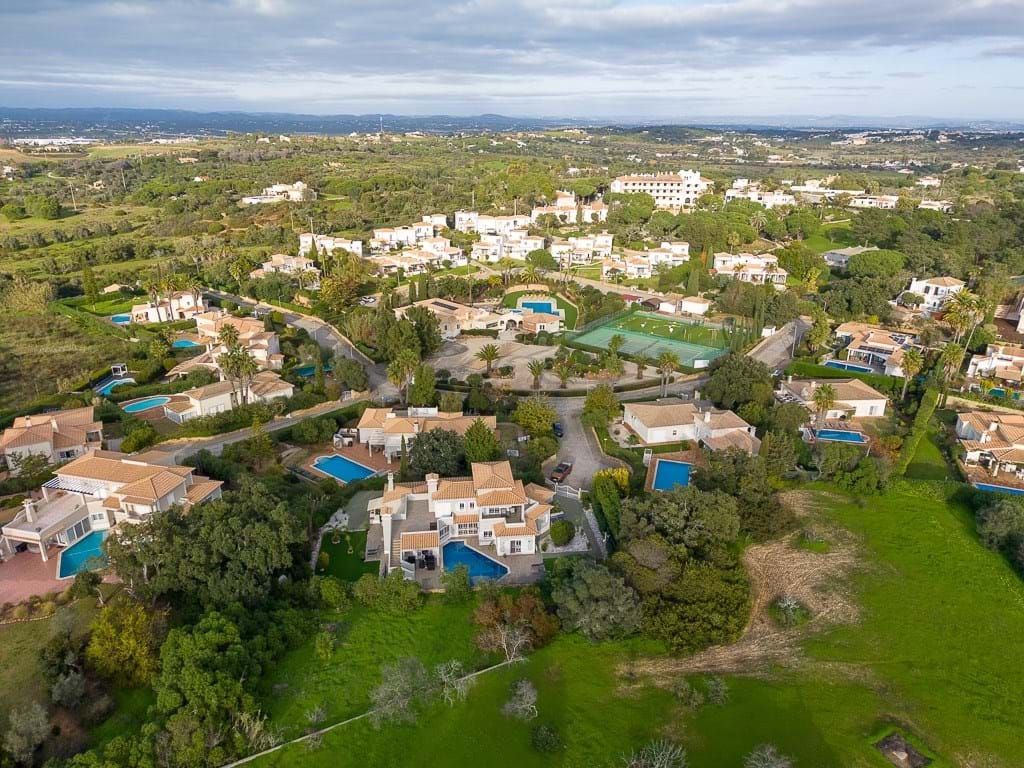 Property photo 2 of 30