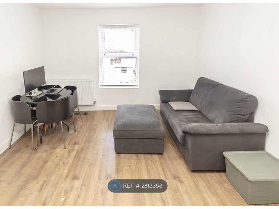 Property photo 1 of 4