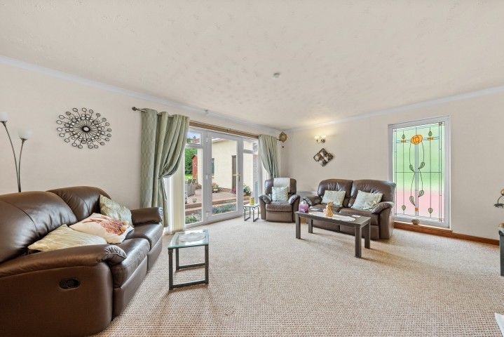 Property photo 2 of 38