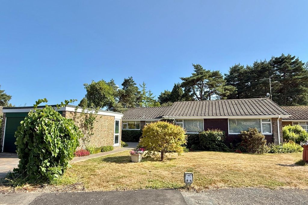 Property photo 3 of 35 Gallery