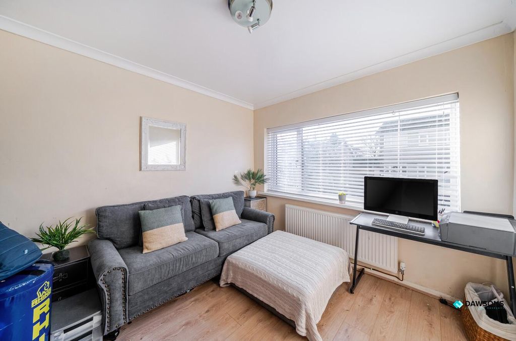 Property photo 2 of 19 7d113910-F2c6-4B48-A6A8-43Ec33B98Ad6.Jpg