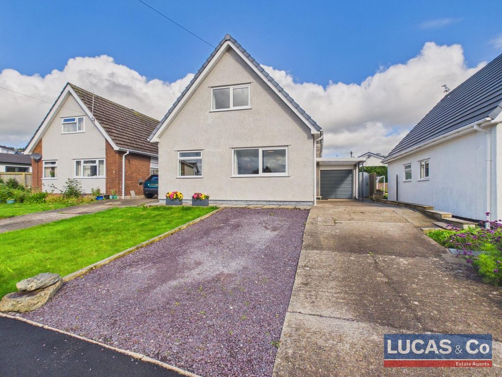 Property photo 1 of 24 Front (Exterior)