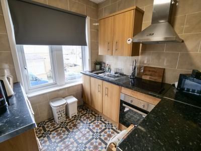 Property photo 3 of 5 Kitchen