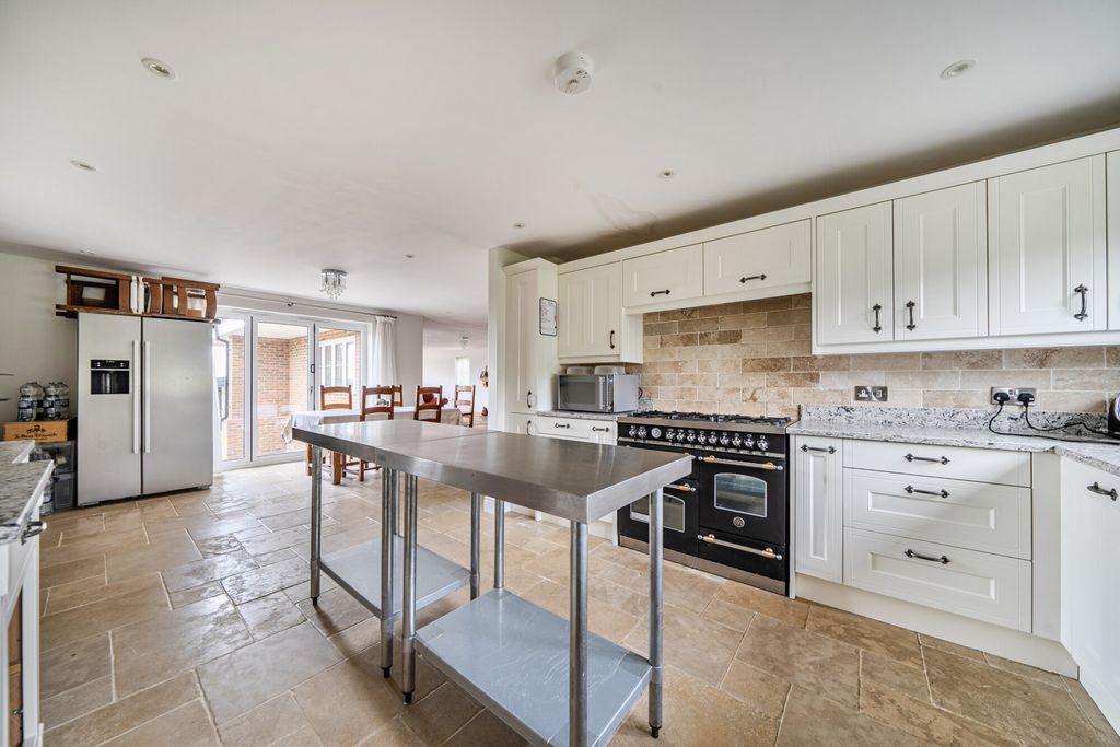 Property photo 2 of 31 1436249-18-69Dd22...