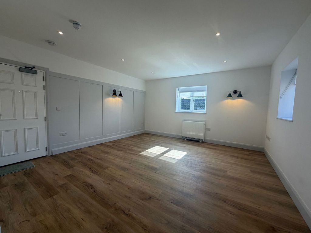 Additional image 4 of 1 bed flat to rentThe Luxe Loft 15 The Homend, Ledbury, Herefordshire HR8