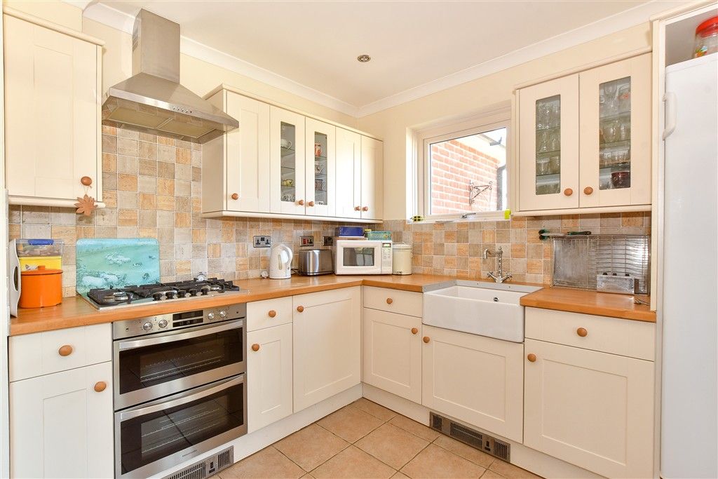 Property photo 1 of 13 Kitchen