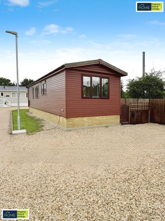Property photo 2 of 5 Whistle Stop Park, Main Road, Stamford