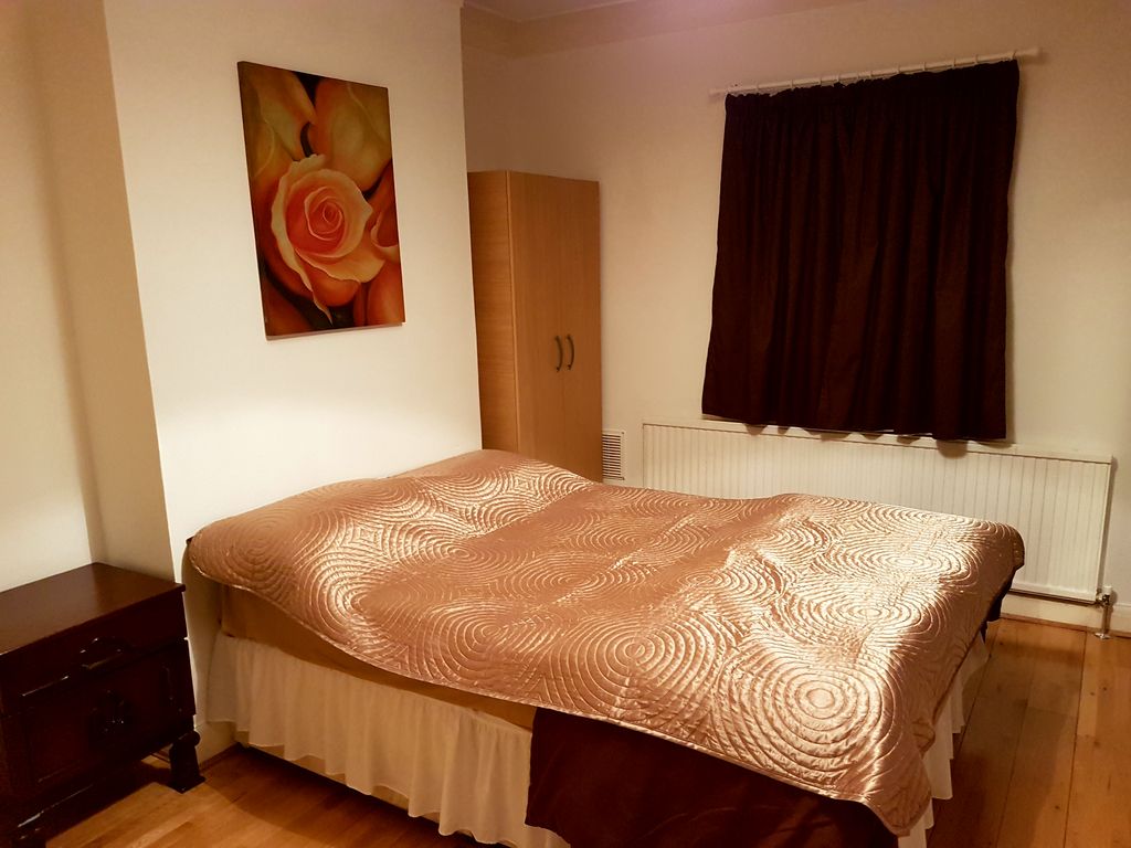 Property photo 1 of 4