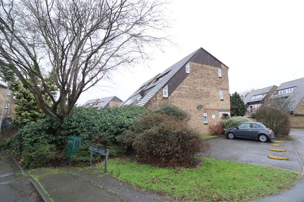 Property photo 1 of 12 Picture No. 15