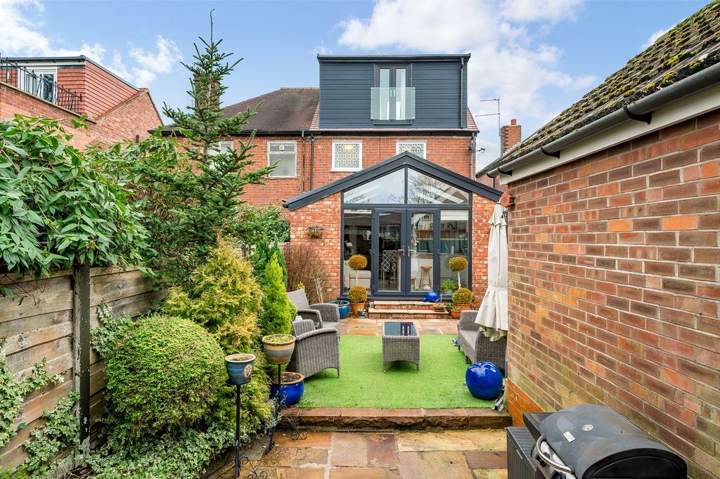 Property photo 1 of 19