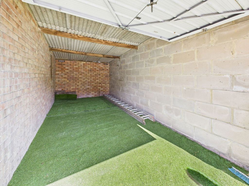 Property photo 2 of 3
