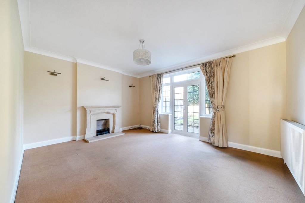 Property photo 2 of 18 1216562 (2)