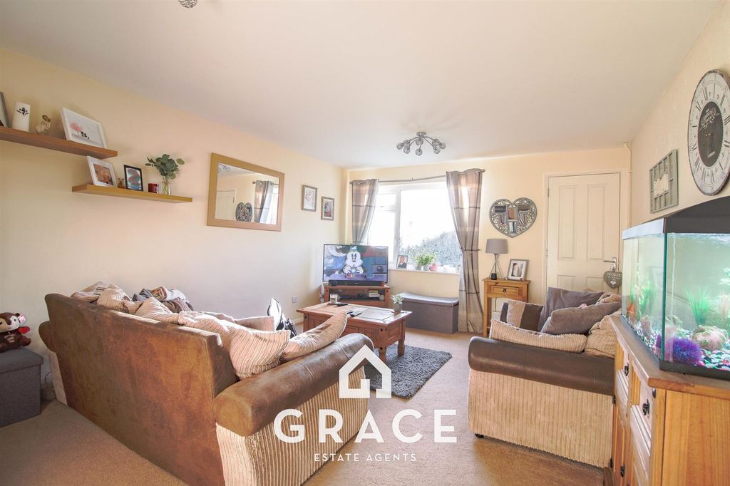 Property photo 3 of 12 Living Room