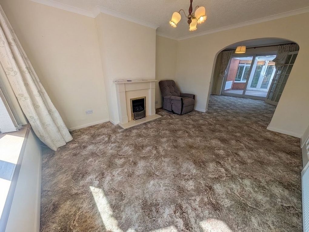 Property photo 2 of 17 Photo 11