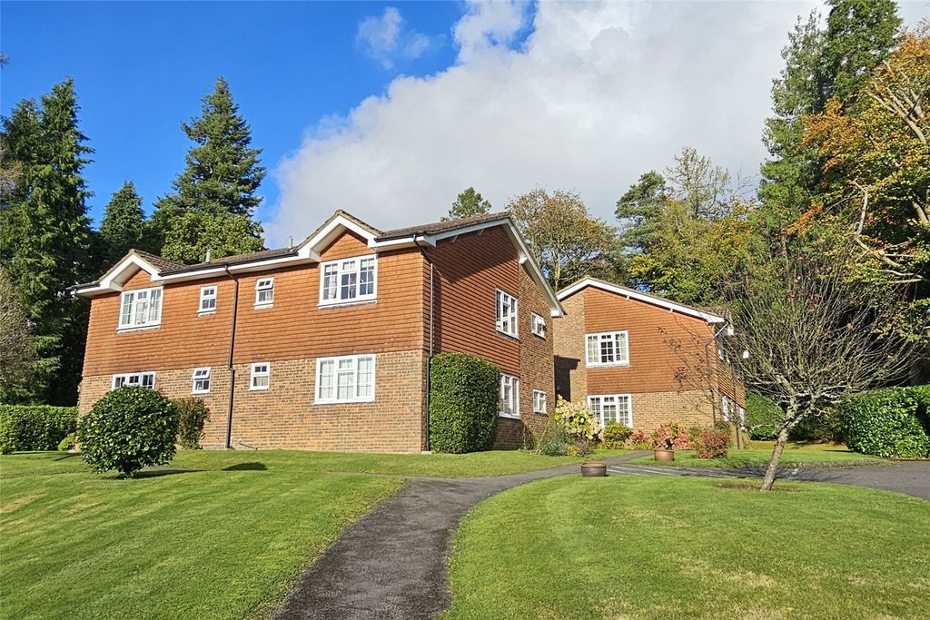 Property photo 1 of 17 Picture No. 28