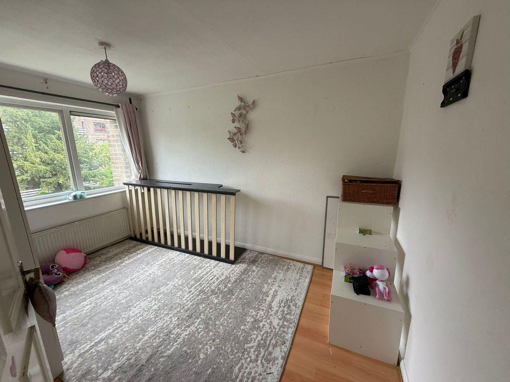 Property photo 2 of 8 Gallery