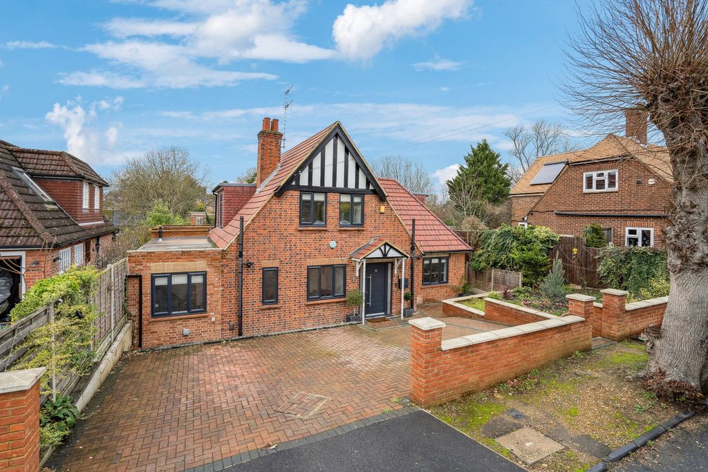 Property photo 1 of 26