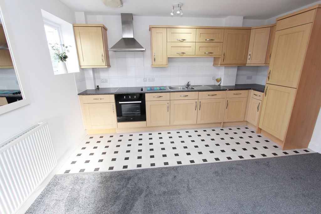 Property photo 3 of 11 Img_2586A