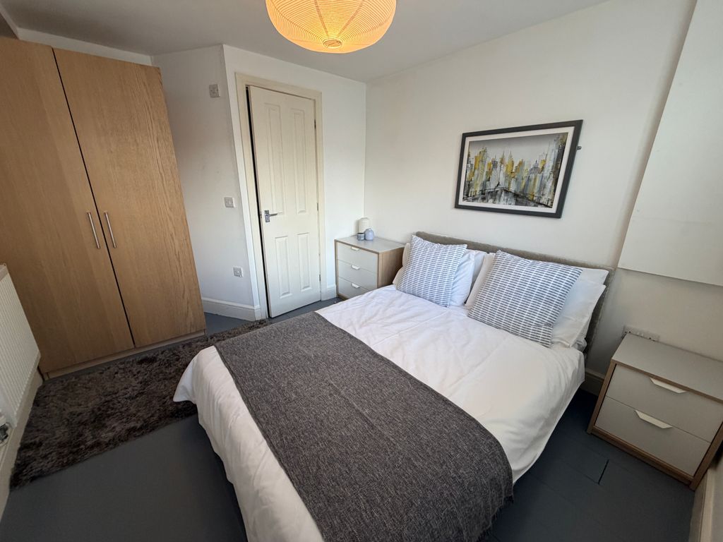 Property photo 3 of 6 Image (77)