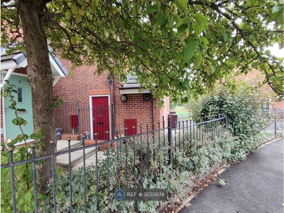Property photo 1 of 5