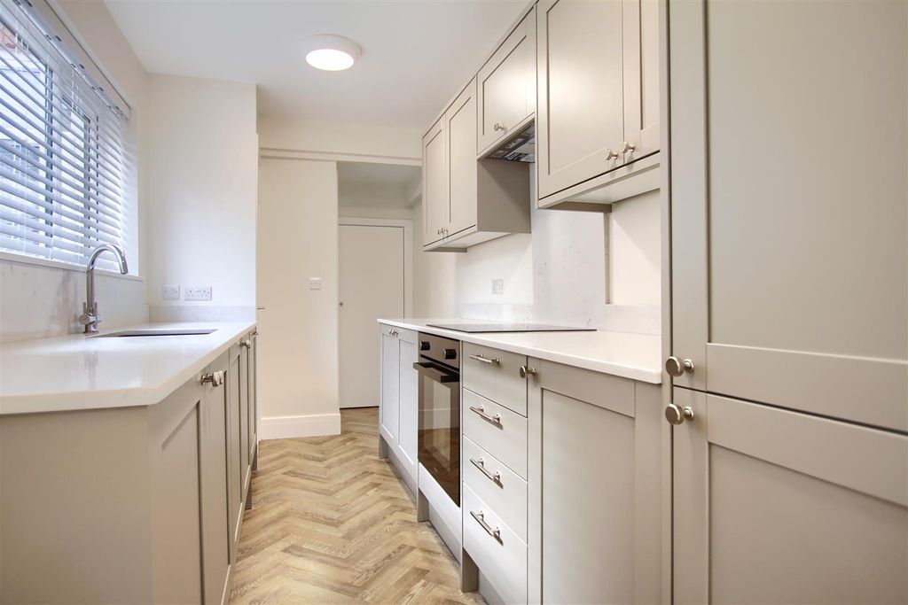 Property photo 2 of 12 Kr6.Jpg