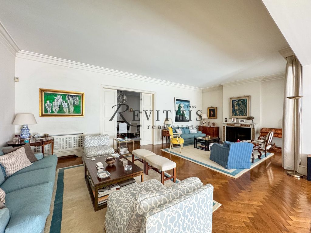 Property photo 2 of 28