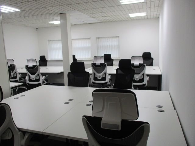 Property photo 2 of 3