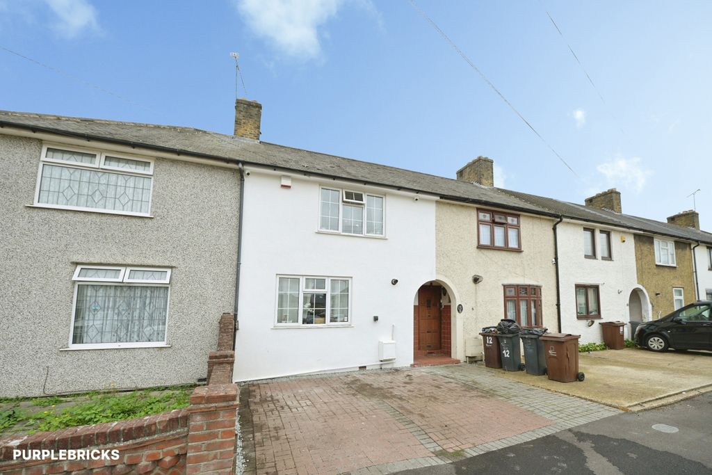 Property photo 3 of 36
