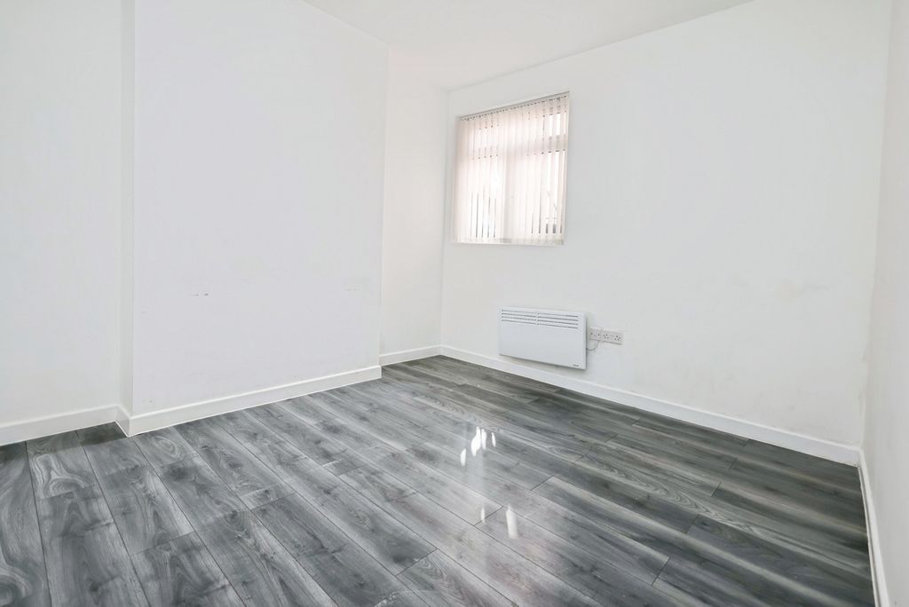 Property photo 2 of 14 Pbox-Img.Jpg