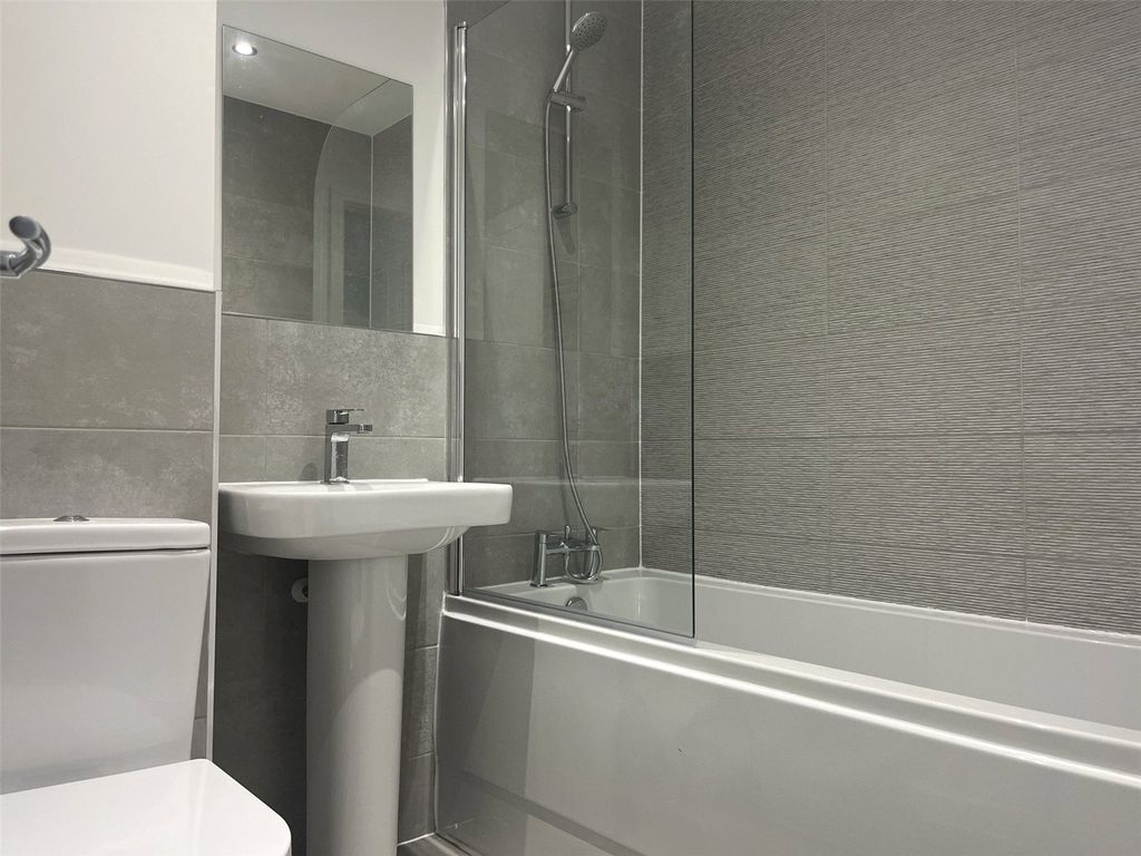 Property photo 3 of 11 Picture No. 25