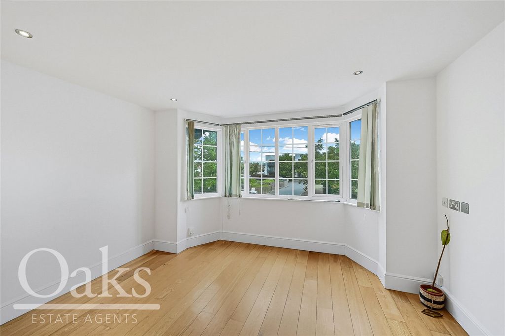 Property photo 1 of 8 Picture No. 06